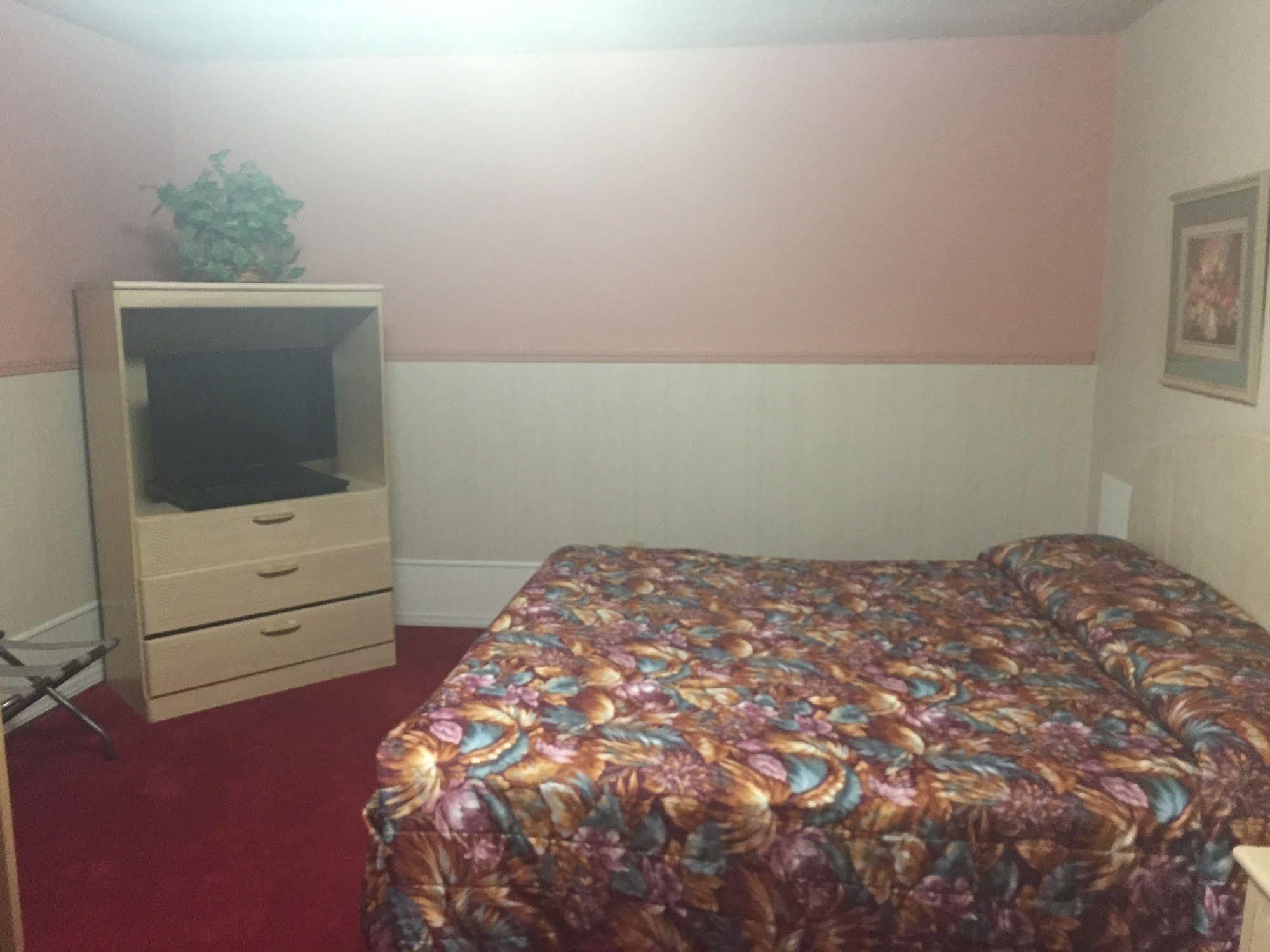 Carlin Villa Motel Carlinville ภายนอก รูปภาพ